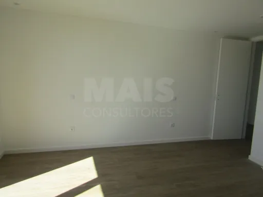 T4 Duplex | Vista Campo e Mar | Terraço Privativo >150 m² | Piscina | Jacuzzi