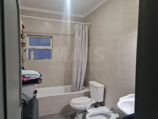 Apartamento T2 com piscina a poucos minutos a pé da praia dos 3 Irmãos
