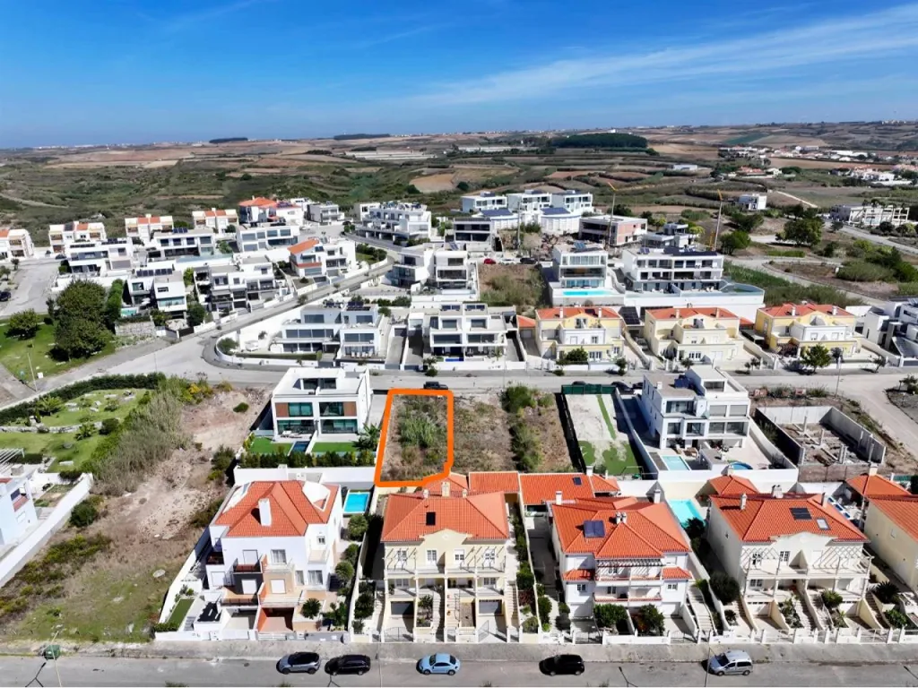 Lote Urbano | Praia da Areia Branca | 294 m²
