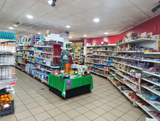 Supermercado para trespasse em Rio de Mouro