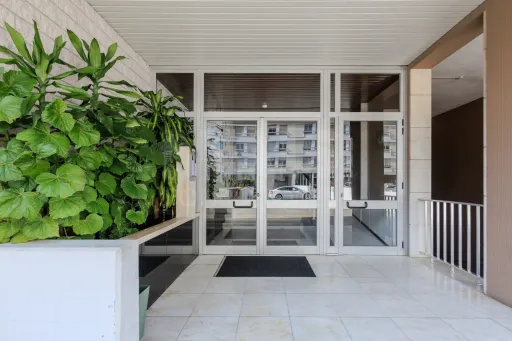 T3 com Suite + Garagem + Arrecadação na Portela | 12º ANDAR com vista lateral Rio e luz natural!