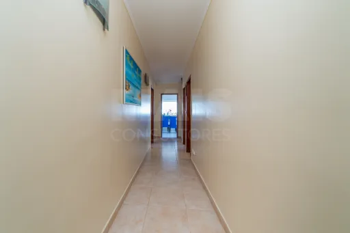 Moradia T4 com Piscina, Excelente Espaço Exterior em Carnota - Alenquer
