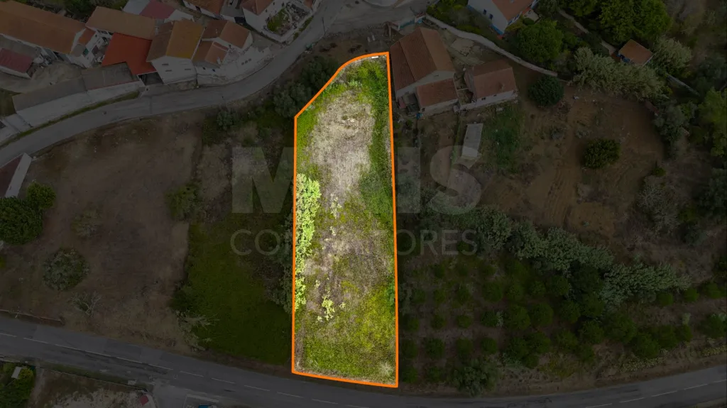 Terreno com área urbanizável