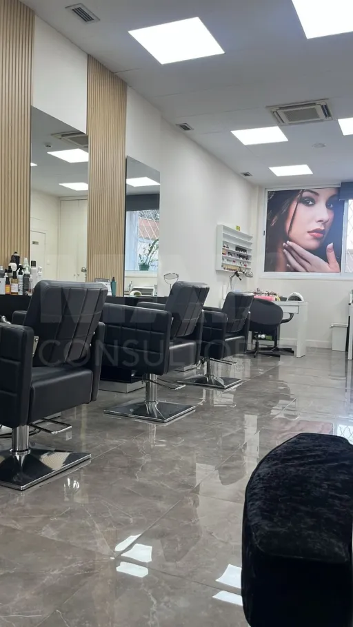 Clínica de Estética e Cabeleireiro 200m2 no centro de Lisboa