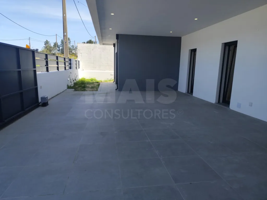 Moradia Térrea T3 com Piscina | Quinta da Marquesa – Palmela