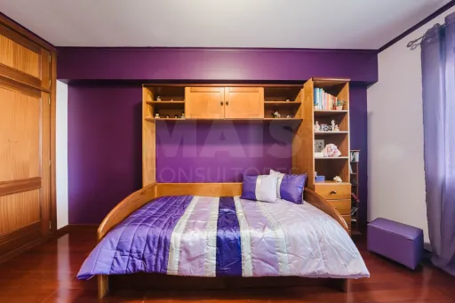 Apartamento T4 no centro das Caldas da Rainha