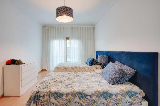 Apartamento T3 Mobiliado | Famões - Urb. Courela dos Fornos
