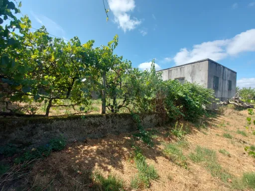 Moradia com Terreno em Fase de Construção Portela da Cerdeira-Côja- Arganil.