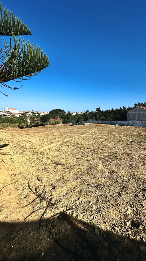 6,042 m² Lot | Building Potential | Santa Bárbara, Lourinhã