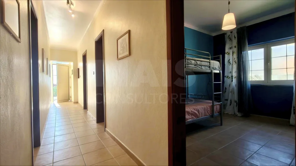 2-Bedroom + 1 Apartment in a Townhouse with a Terrace, Ocean View, Jacuzzi, and Parking!