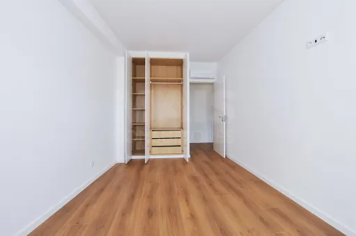 T3 + 1 Duplex com Box para 2 carros e Terraço | Colinas do Cruzeiro, Odivelas