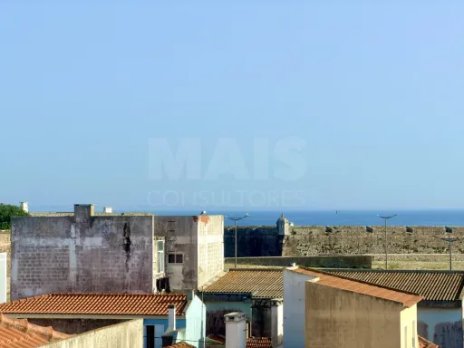 Apartamento T2 localizado em Peniche