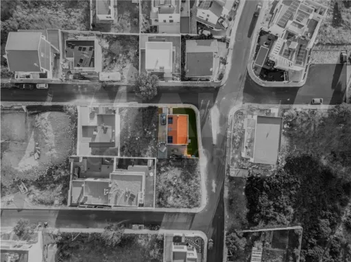 Moradia Independente T4 em TRAJOUCE, SÃO DOMINGOS DE RANA