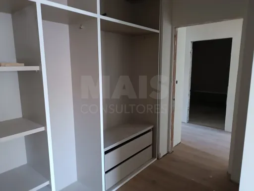Apartamento T3 com varanda - Rinchoa - Rio de Mouro