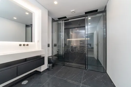 Renovated 4-Bedroom Apartment | 210 m² | Parking and Storage