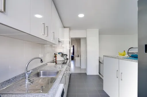 Apartamento T3 em Sacávem Remodelado