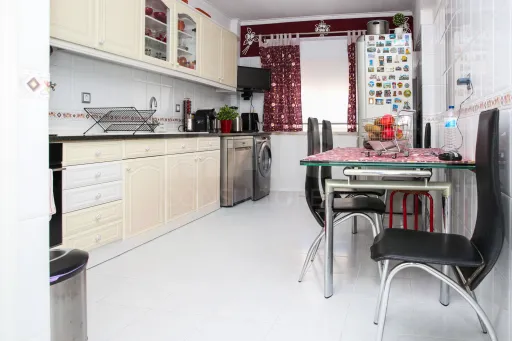 🏡T3 Luminoso e Pronto a Habitar em Monte Abraão