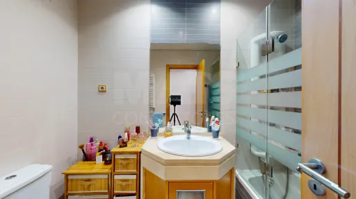 Apartamento T3 com garagem e arrecadação - Caneças