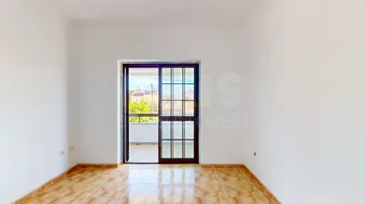 Moradia Isolada T3 com Jardim Privativo na Aroeira – Viva entre o Pinhal e o Mar