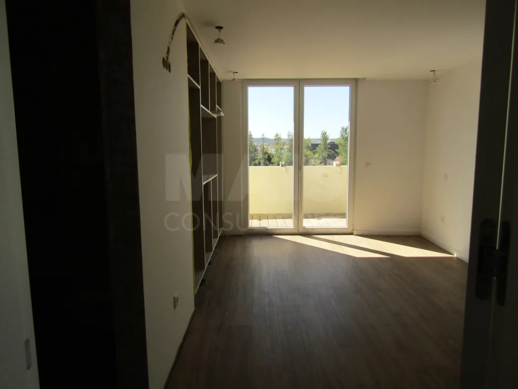 T4 Duplex | Vista Campo e Mar | Terraço Privativo >150 m² | Piscina | Jacuzzi