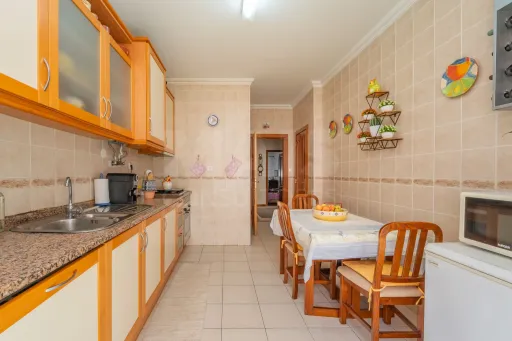 Viva com Espaço e Conforto T3 com Suíte e parqueamento em Samora Correia