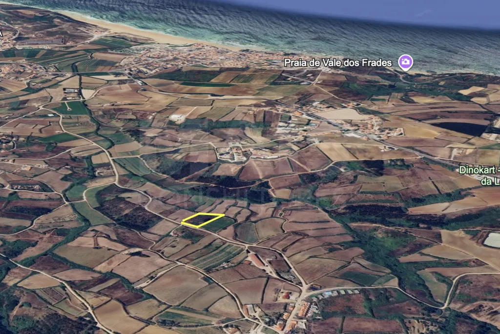 Terreno rústico com 5.840 m² a 3 km da Praia da Areia Branca