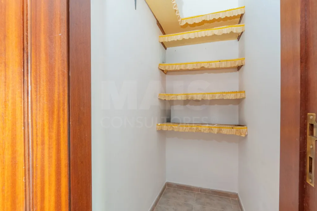 Oportunidade no Porto Alto, moradia T4+1 com 204m2 e logradouro.