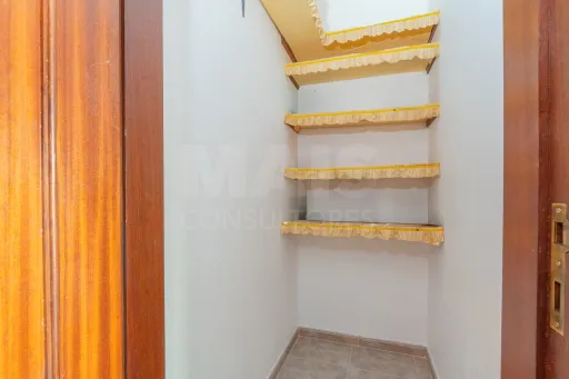 Oportunidade no Porto Alto, moradia T4+1 com 204m2 e logradouro.