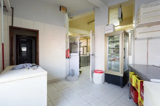Trespasse de Espaço Comercial/ Pastelaria em Peniche