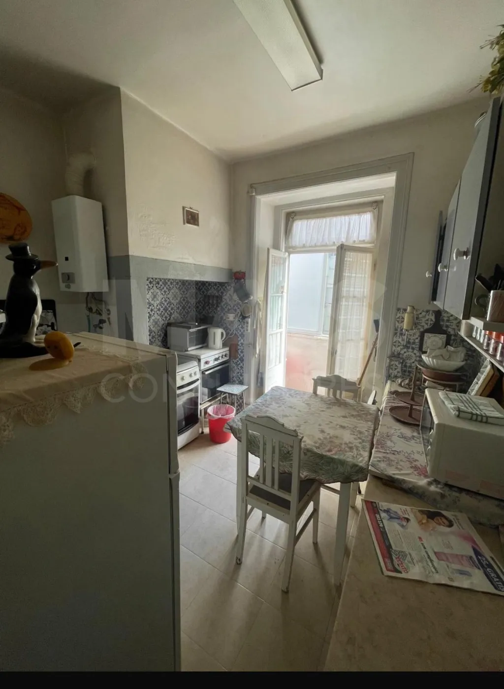 🏡Apartamento T4 para recuperação total em zona com charme histórico no coração de Lisboa!