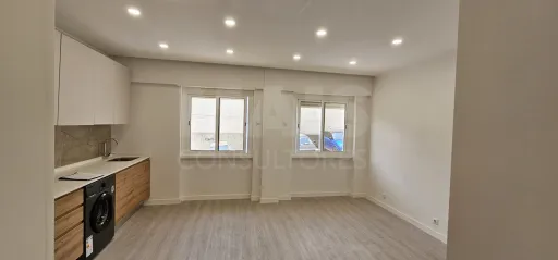 T2 Remodelado Damaia de Cima