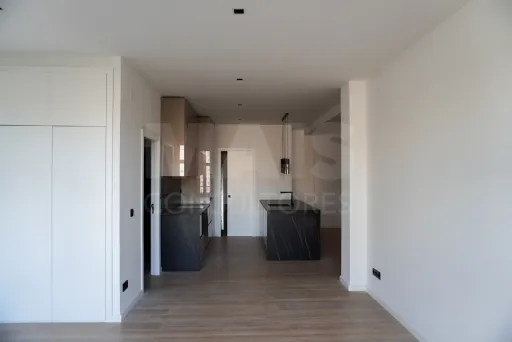 🏡 T0 Novo com 86 m² em Monte Abraão – Queluz