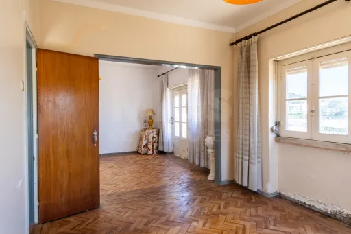 Moradia Térrea T3 com Terreno de 500 m² | Às Portas de Alcobaça
