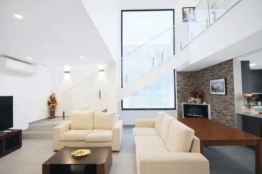 Moradia T5 de Luxo com Piscina