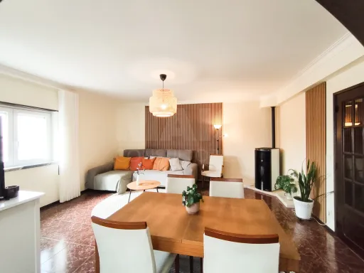 2-Bedroom + 2-Bathroom Duplex with Garage, Terraces, and Unobstructed Views | Avenal – Caldas da Rainha