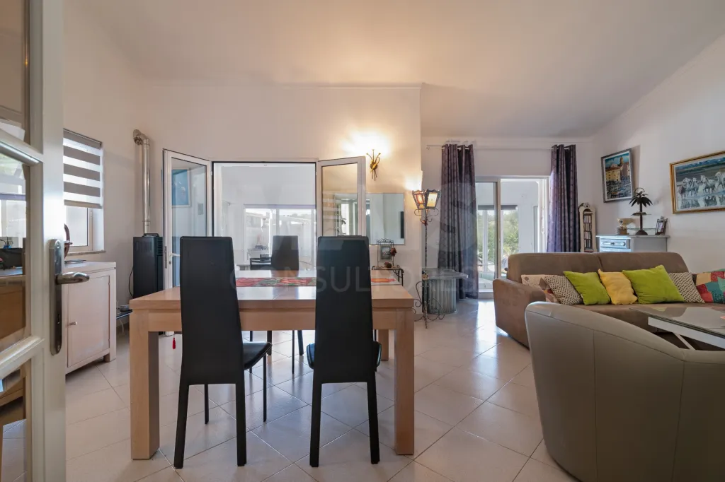 Moradia V3 em Albufeira com piscina