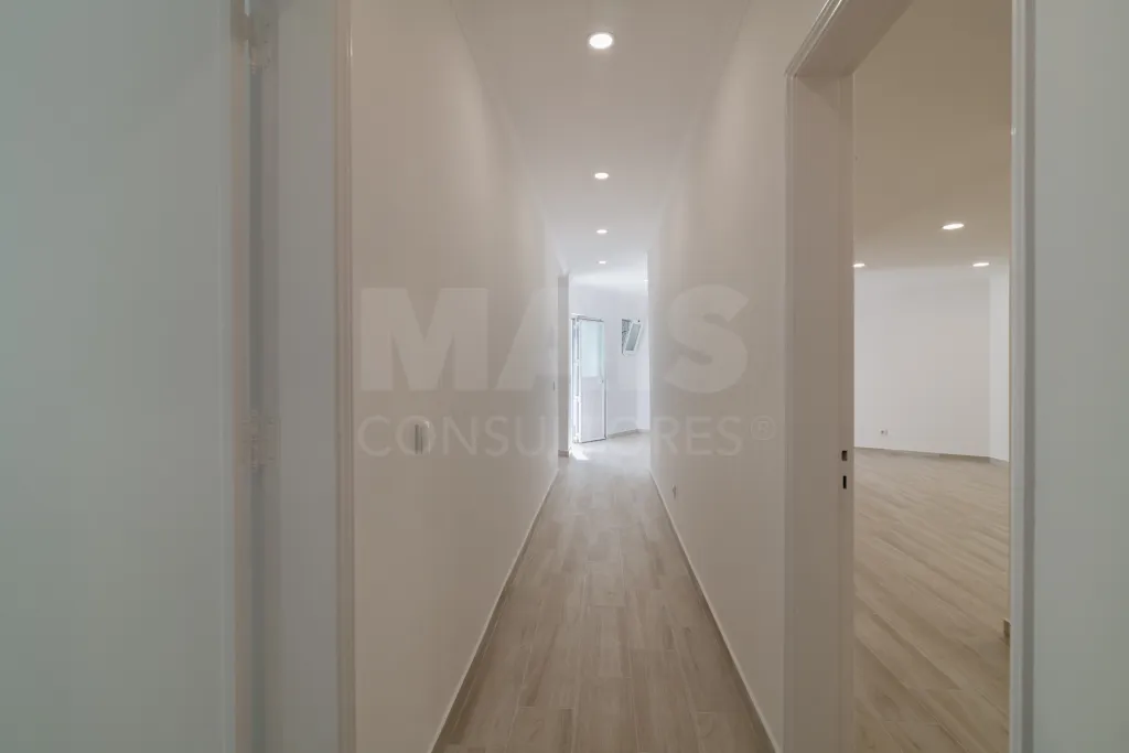 Moradia Isolada T4 Renovada — Abuxarda / Alvide, Cascais