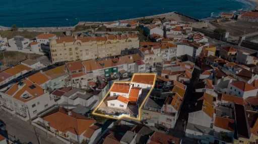 Moradia T5 com garagem de 150 m2 em Peniche