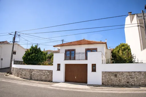 Moradia Térrea T3 com Terreno de 500 m² | Às Portas de Alcobaça