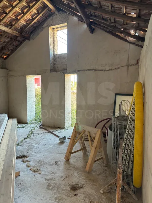 Moradia para Reabilitação com Projeto Aprovado – Campo