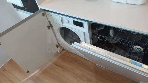 Apartamento T2 Remodelado no Centro do Cadaval