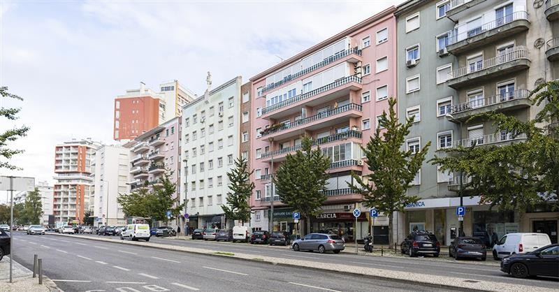 Descubra o Mistério das Mais de 720 Mil Casas Vazias em Portugal!