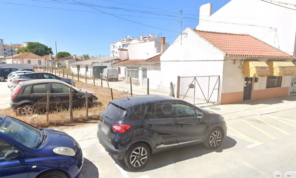 Estabelecimento Comercial no Centro de Samora Correia