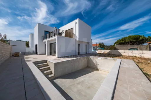 3-Bedroom House (3 Suites) with Pool and Garden - Salir do Porto