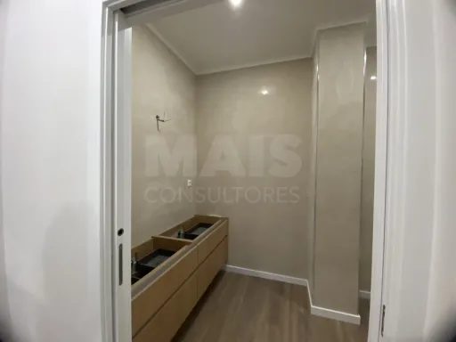 Apartamento T1+ 1 na Rinchoa