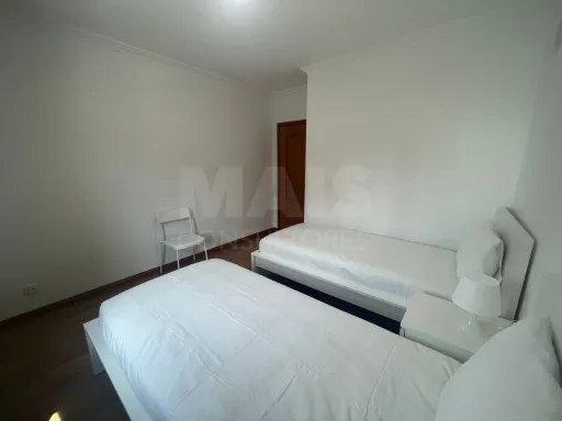 Furnished and equipped 3-bedroom apartment | Samora Correia