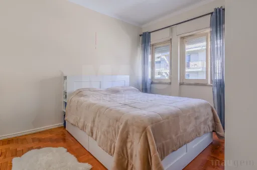 Apartamento T2 na Póvoa de Santo Adrião, Odivelas.