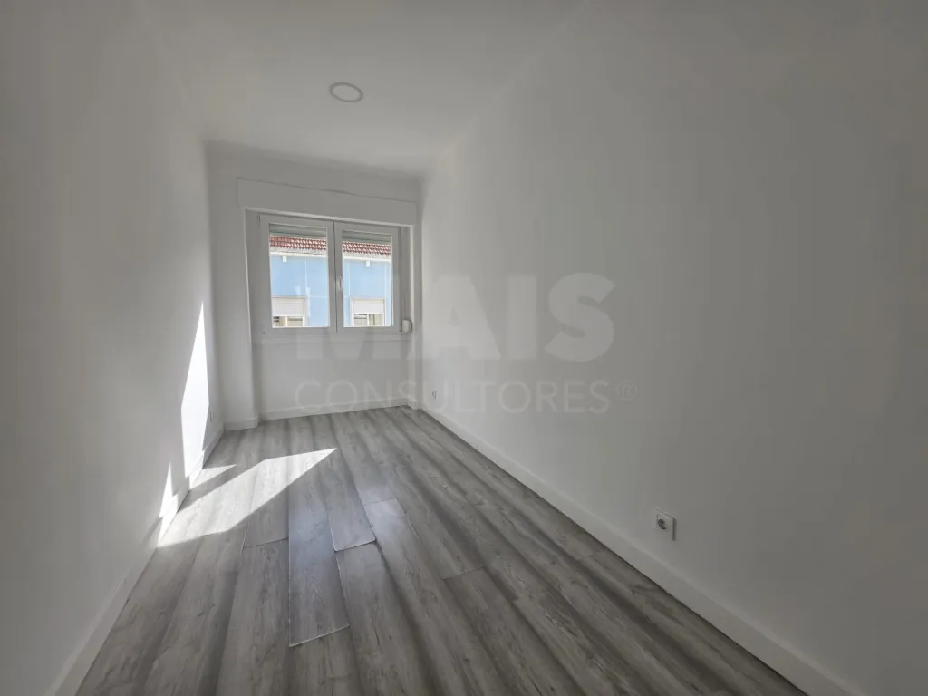 T2+1 remodelado no centro de Queluz |  Equipa Top+