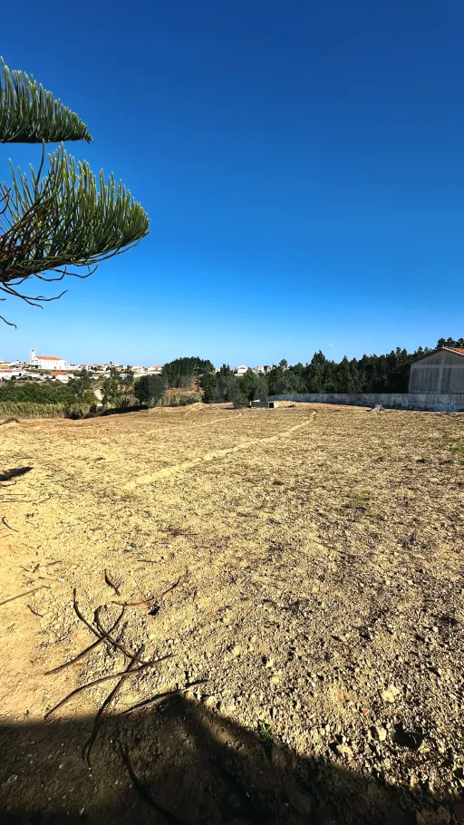 6,042 m² Lot | Building Potential | Santa Bárbara, Lourinhã