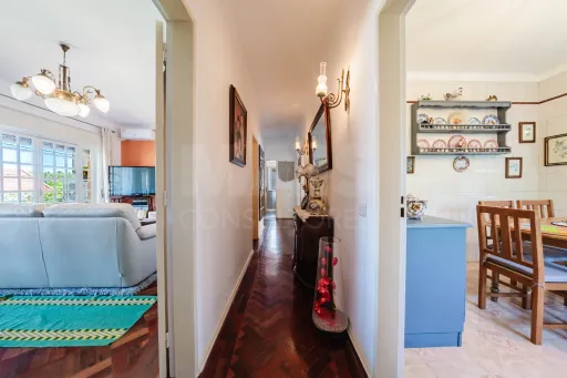 Villa with charm and privacy on a 1400m² plot